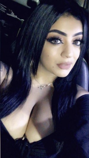 Maria-candida thai massage in Opa-locka & escort girl